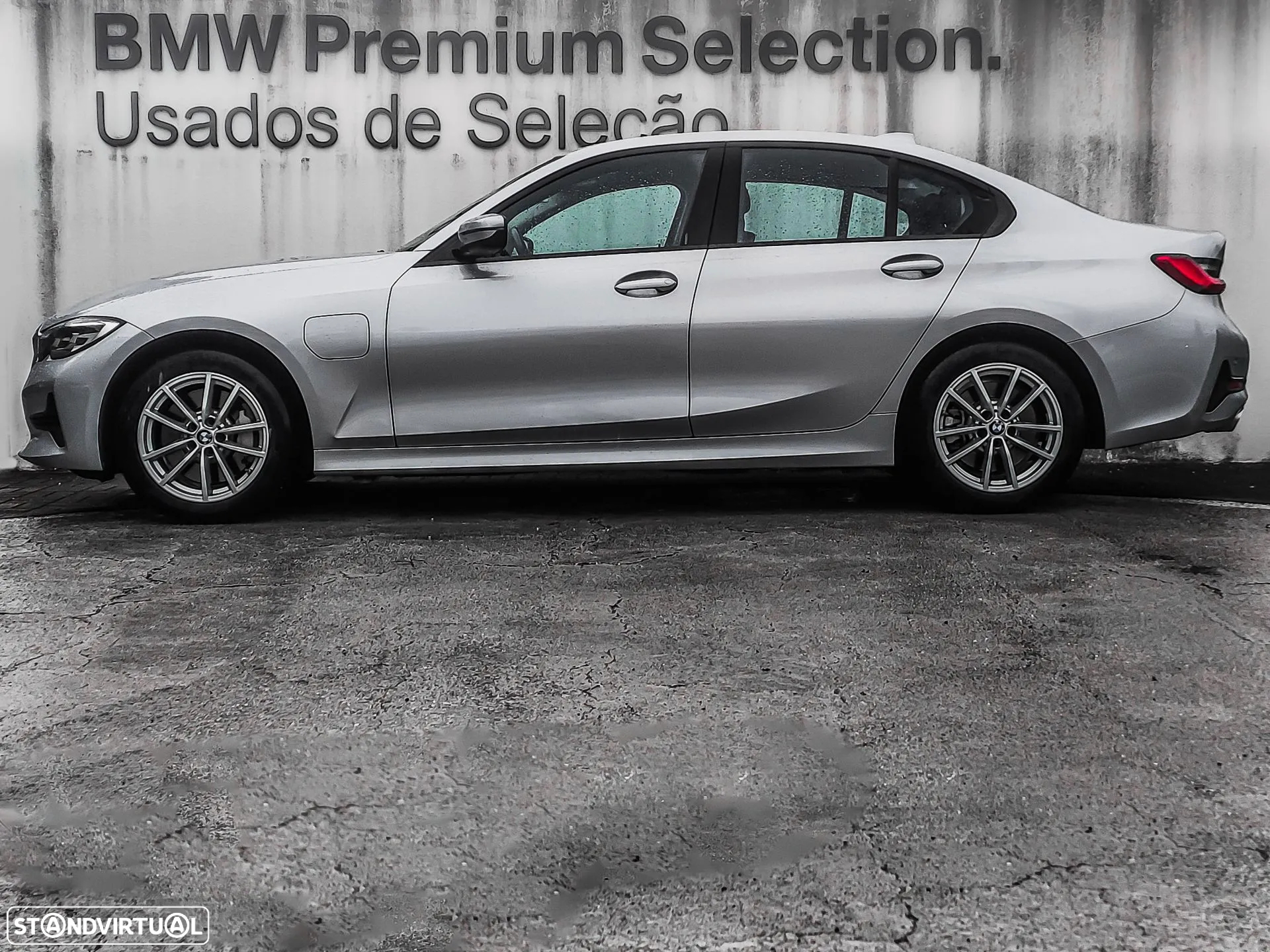 BMW 330 e Auto - 5