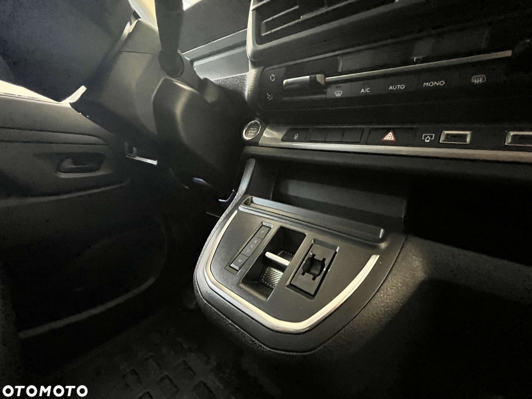Fiat Scudo seria 2 Nowe Scudo Furgon Brygadowy Maxi 2.0 MJ 144 KM S&S EAT8 Brygadowy - 16