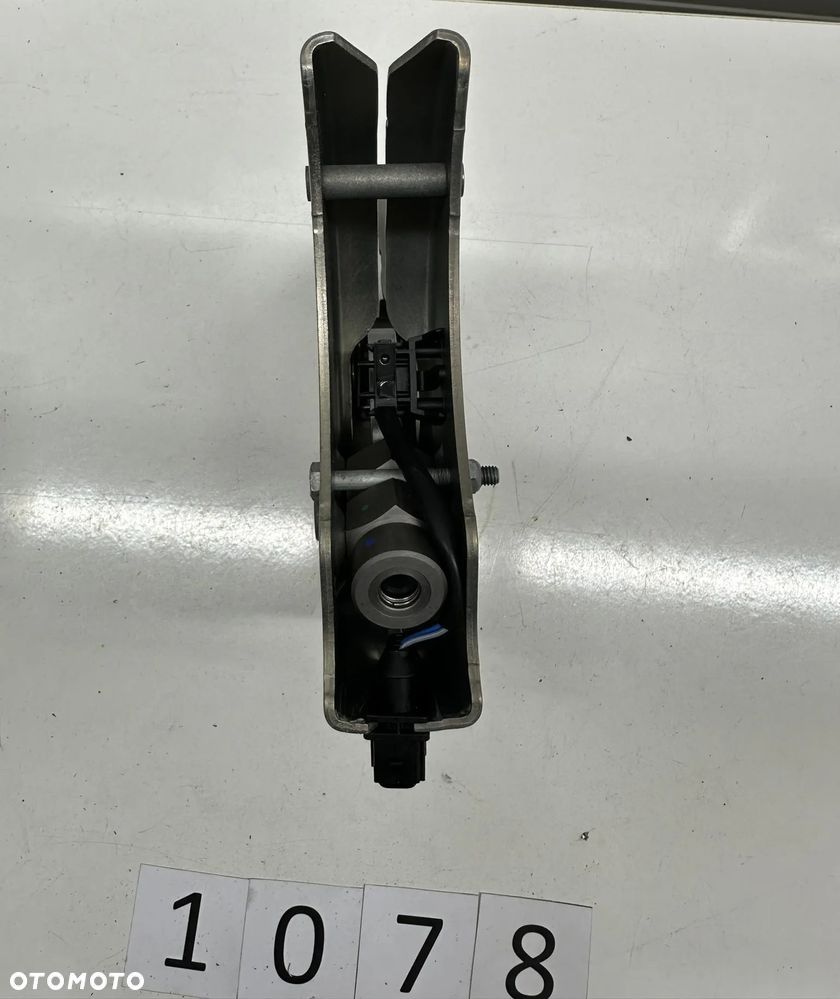 Zamek kabiny z mikrostykiem Mercedes Actros MP4 / MP5, A 9603101683 - 2