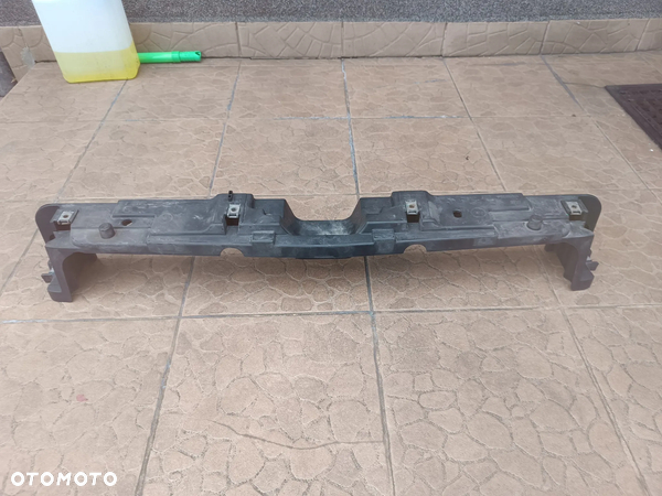 Fiat Croma 2 II fl Lift (08-11) pas przedni wzmocnienie górne zderzaka plastik pod maskę zderzak 51807144