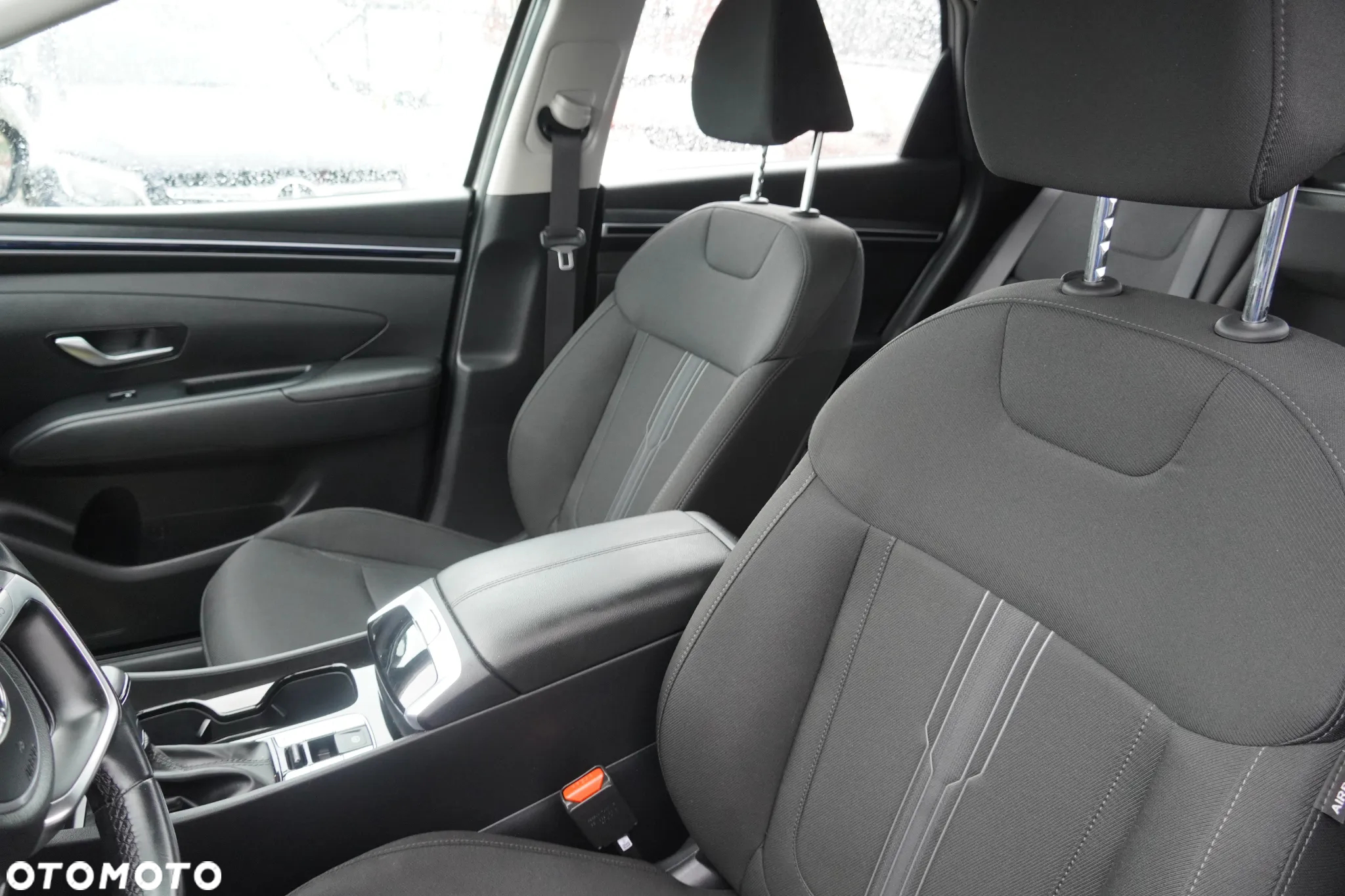 Hyundai Tucson 1.6 CRDi 48V-Hybrid 2WD DCT Select - 11