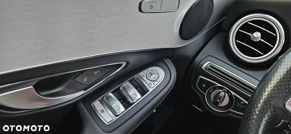 Mercedes-Benz Klasa C 200 d 9G-TRONIC AMG Line - 30