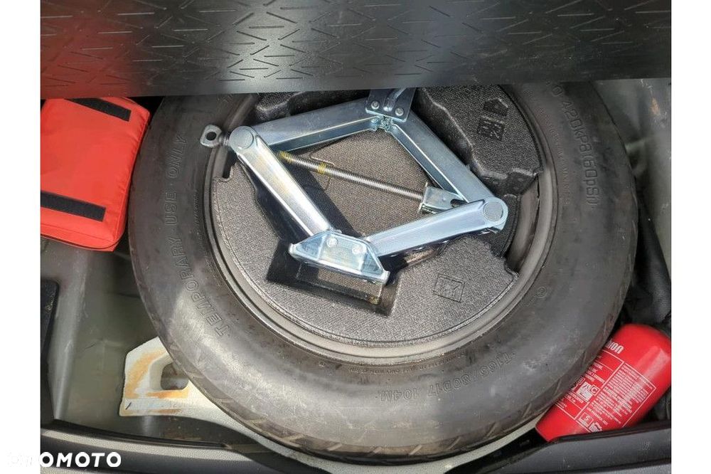 Toyota RAV4 - 15