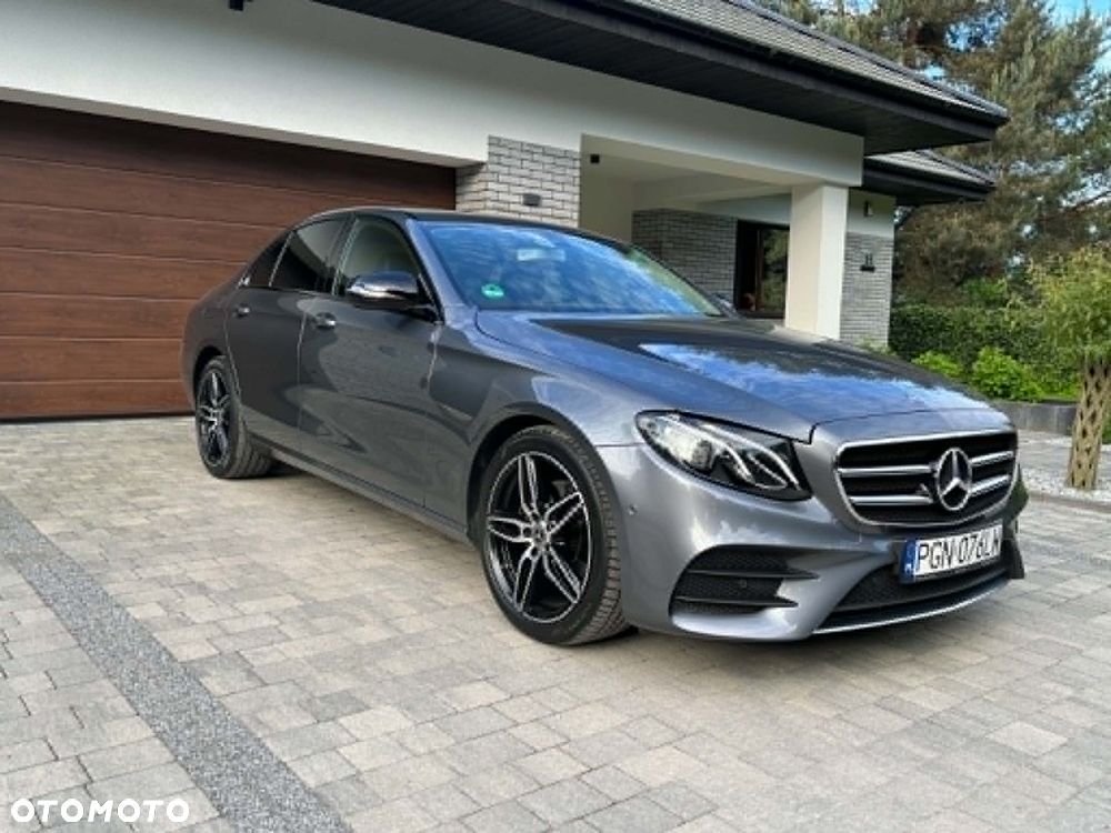 Mercedes-Benz Klasa E - 2
