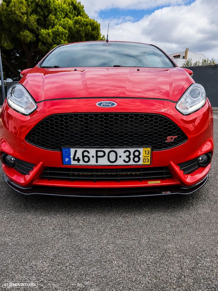 Ford Fiesta 1.6 EcoBoost c/ Pack Pele Desportiva ST - 2