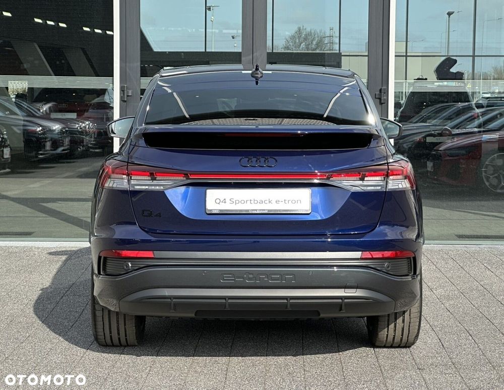 Audi Q4 Sportback e-tron - 7