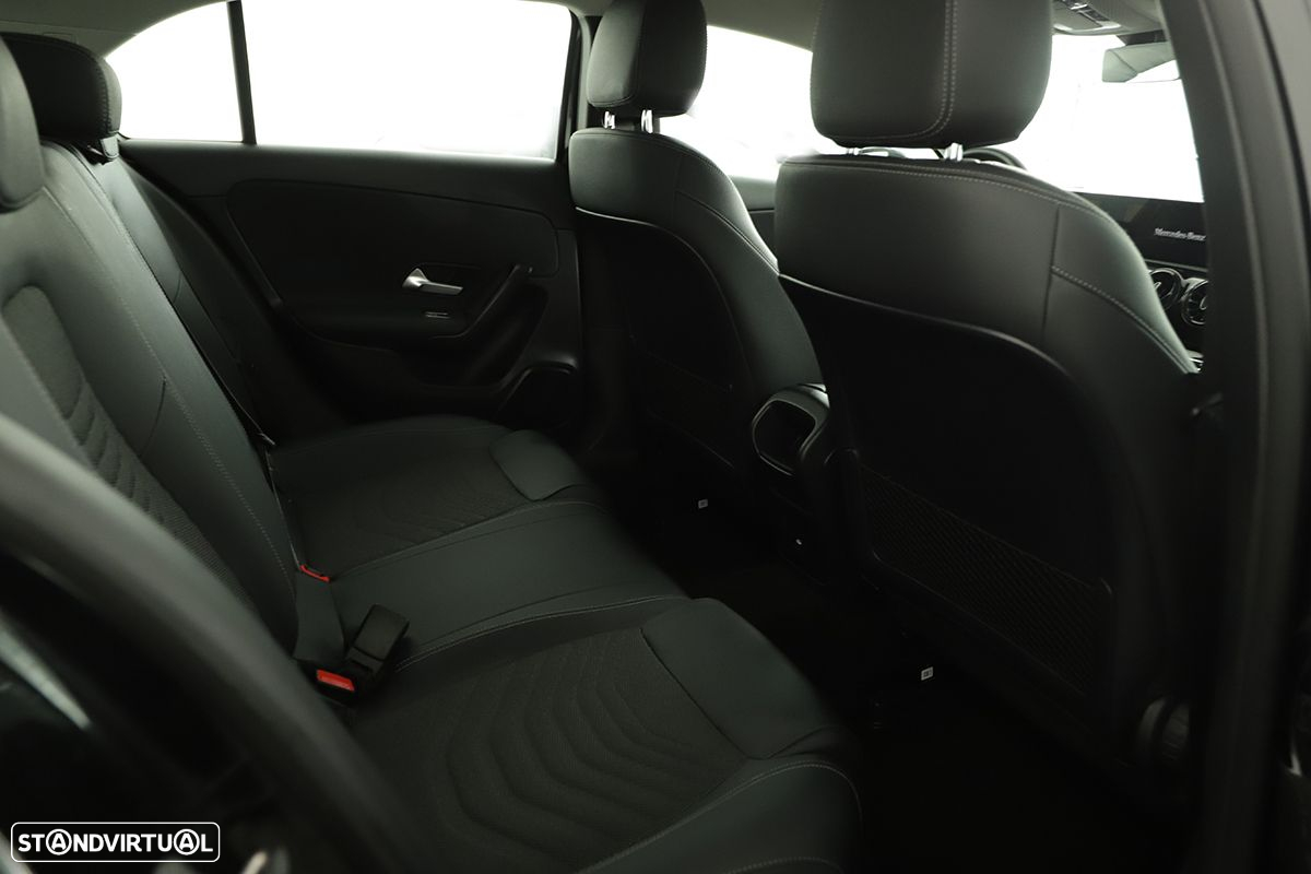 Mercedes-Benz A 200 Standard - 19