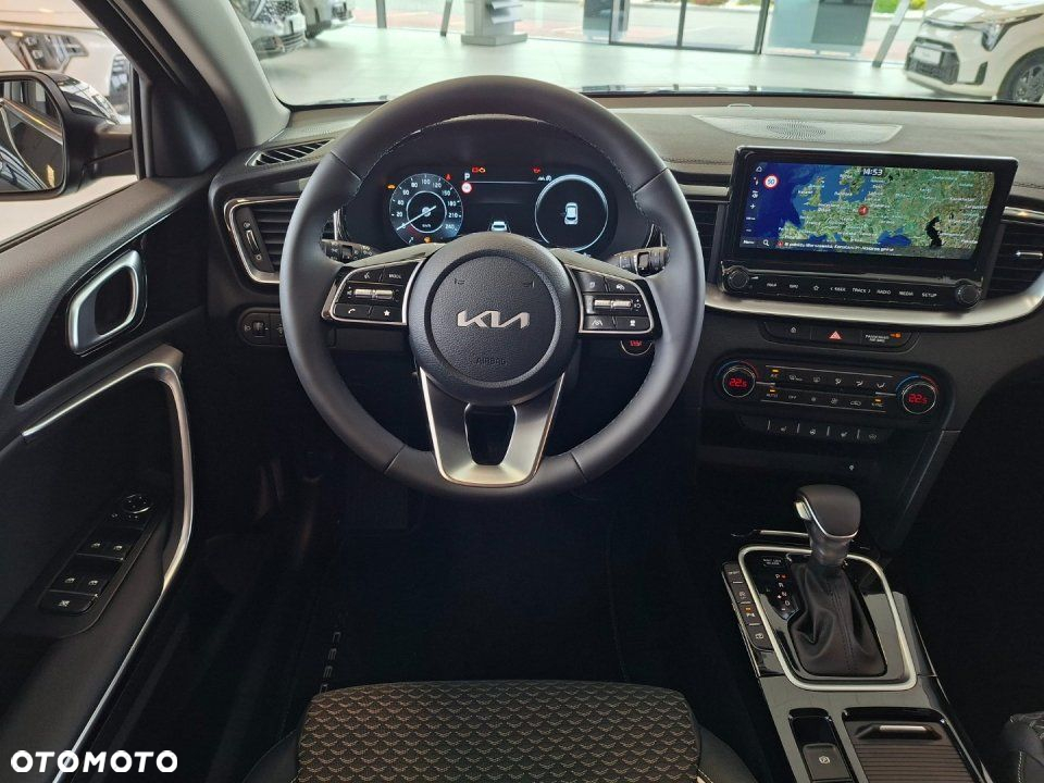 Kia XCeed - 14