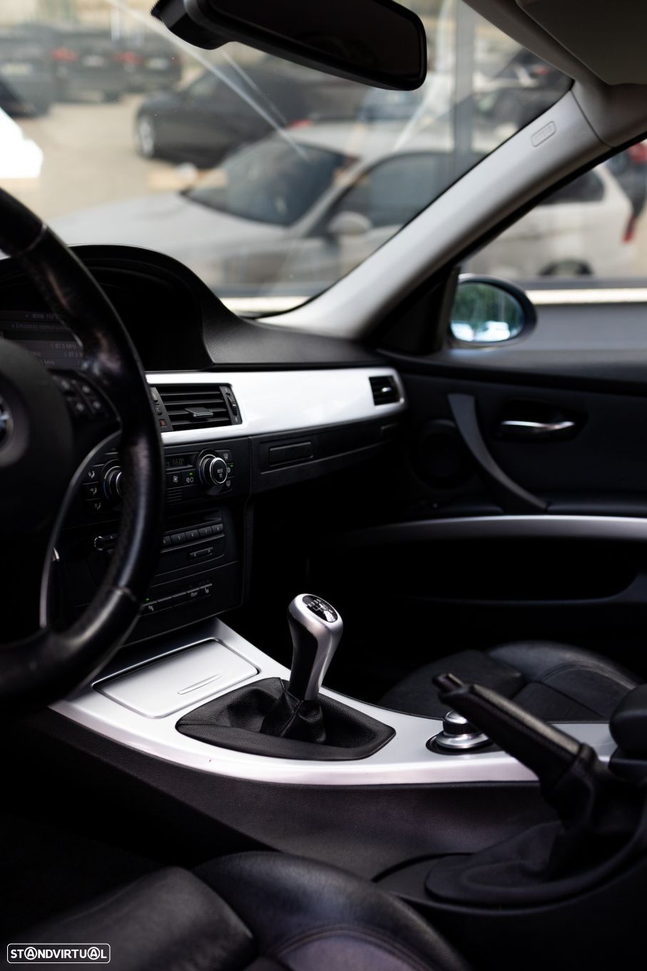 BMW 318 d Touring Navigation Sport - 33
