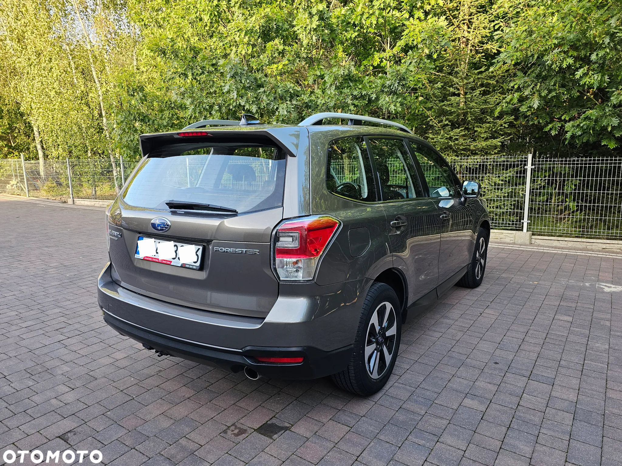 Subaru Forester 2.0 i Exclusive Lineartronic - 23
