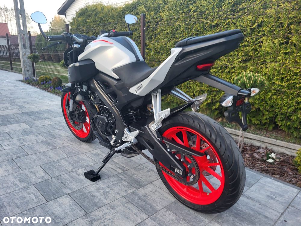 Yamaha MT - 10