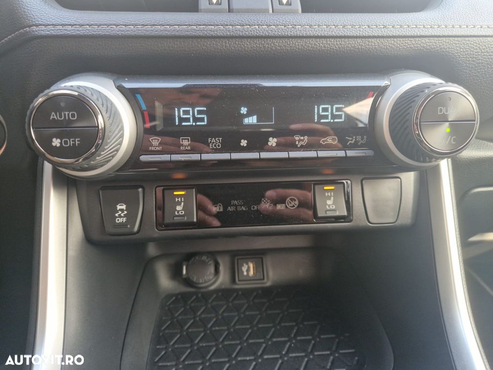 Toyota RAV4 - 19