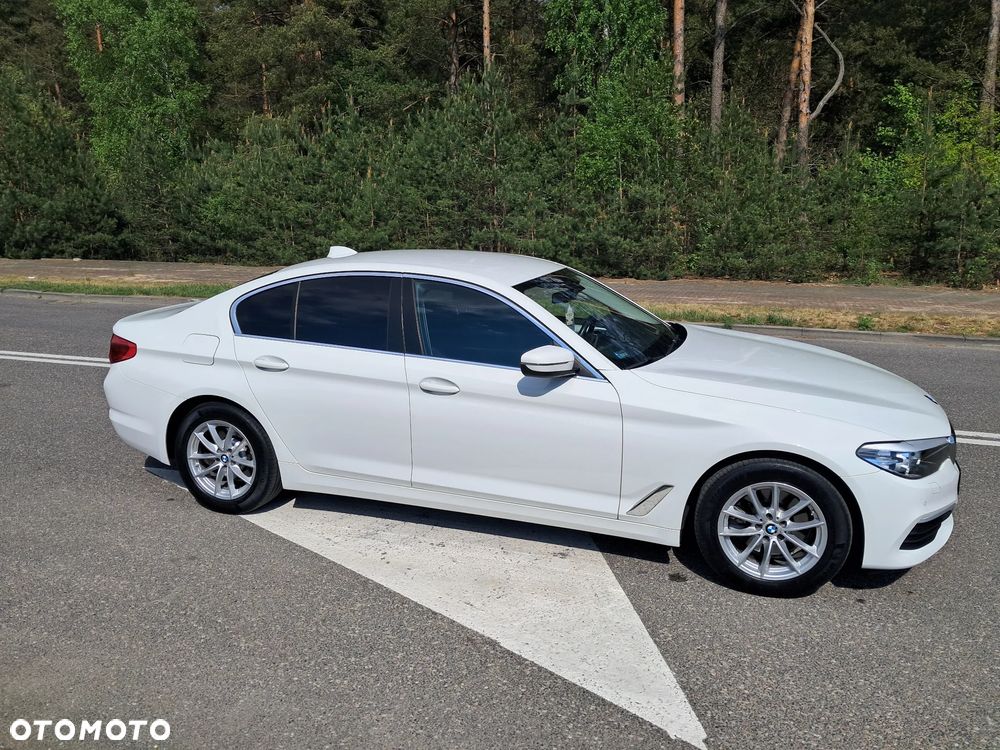 BMW Seria 5 518d - 8