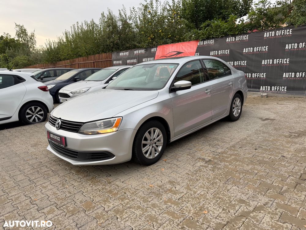 Volkswagen Jetta - 10