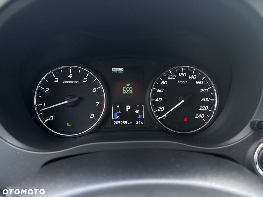 Mitsubishi Outlander 2.0 Intense + 4WD CVT - 21