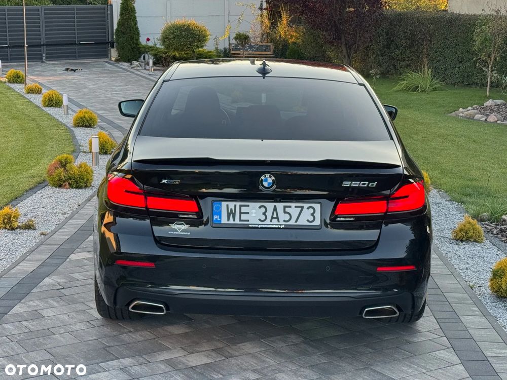 BMW Seria 5 520d xDrive - 8