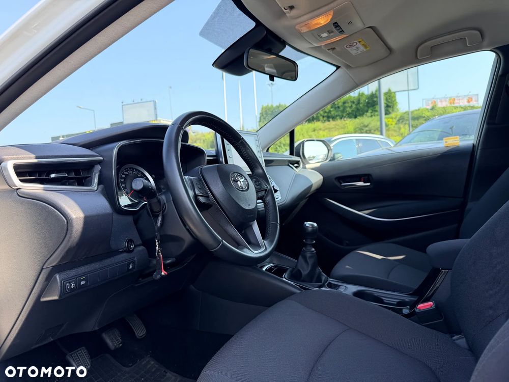 Toyota Corolla 1.5 Comfort - 16