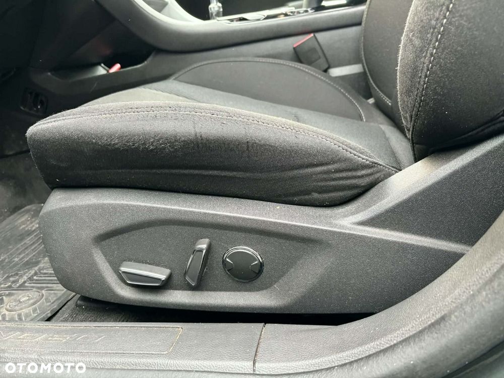 Ford Mondeo - 31
