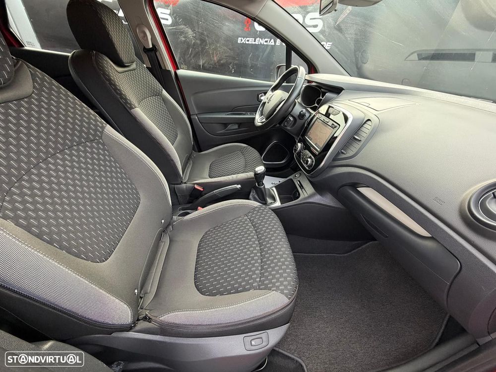 Renault Captur - 17
