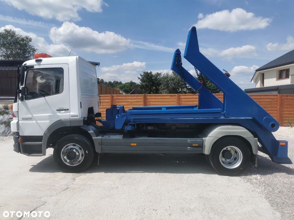 Mercedes-Benz Atego 1522 Bramowiec do kontenerów Blokada mostu Hydraulika hakowiec - 8