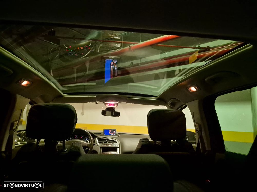 Peugeot 5008 1.6 E-HDi Tech-Motion CMP6 - 31