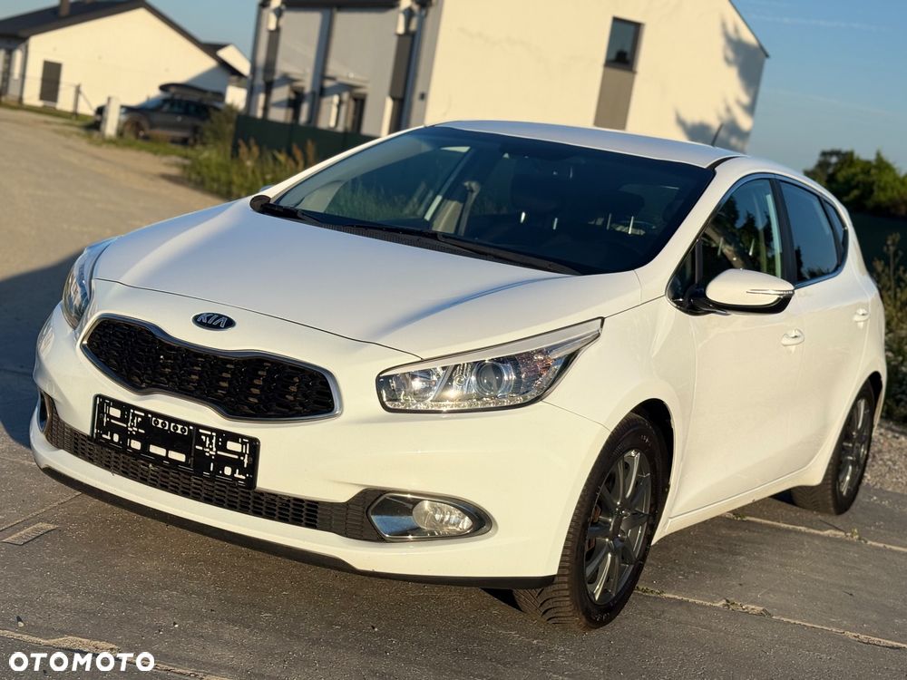 Kia Ceed - 5