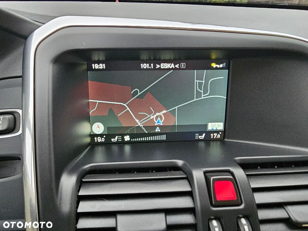 Volvo XC 60 D4 AWD Summum - 20