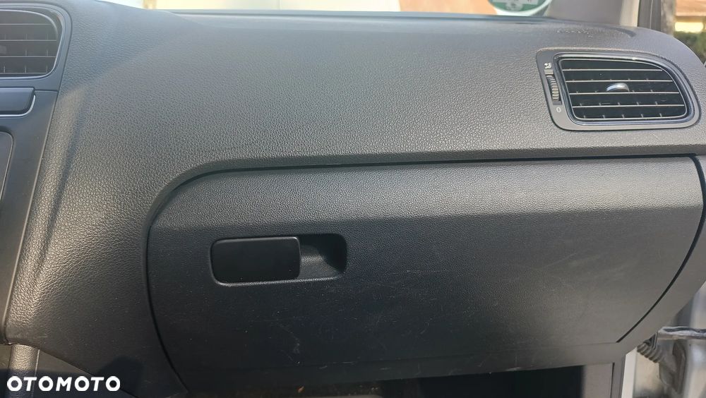 Volkswagen Polo - 27