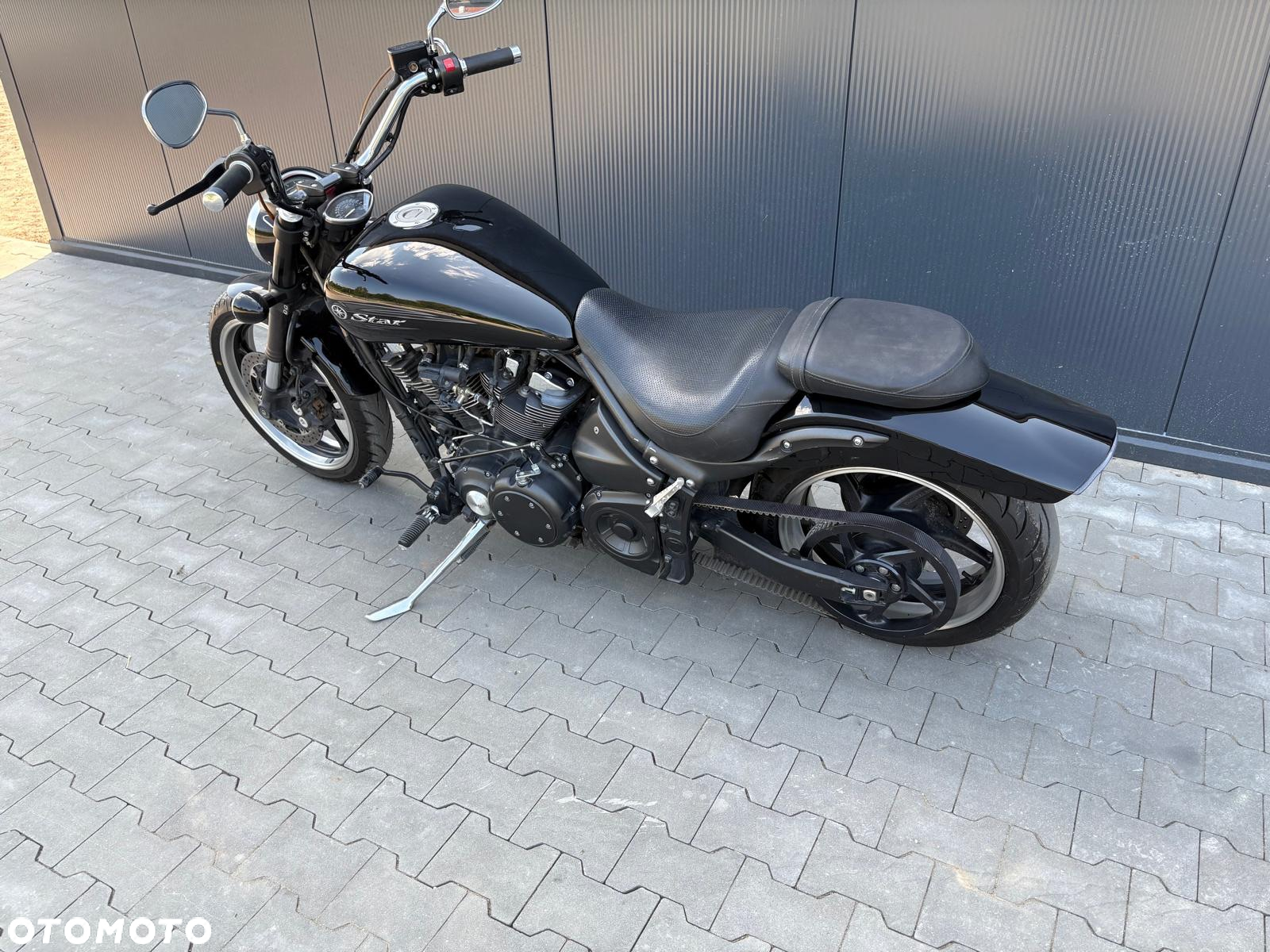 Yamaha XV - 10