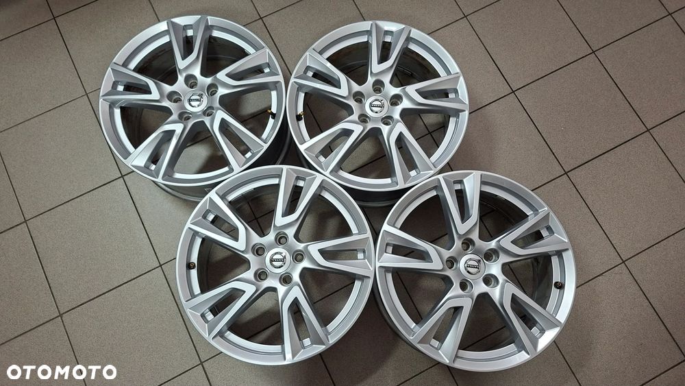 Felgi Aluminiowe 18 Volvo XC 60 5x108 ET 50.5 - 1