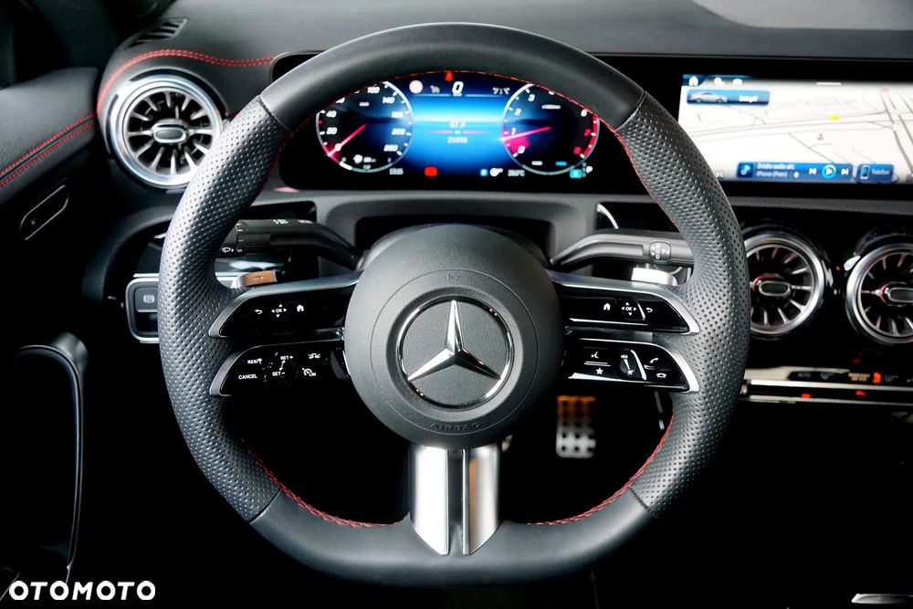 Mercedes-Benz CLA 180 mHEV AMG Line 7G-DCT - 30