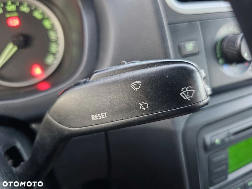 Skoda Fabia 1.4 16V Active Plus - 19