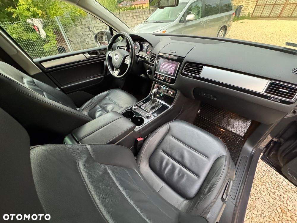 Volkswagen Touareg 3.0 V6 TDI 4XMot BMT - 16