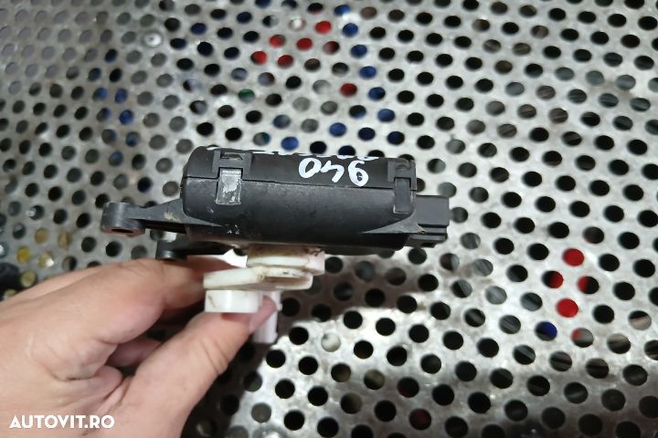 Motoras clapeta aeroterma 3C0907511R 3C0907511R Volkswagen VW Passat - 2