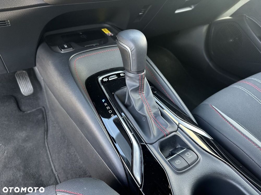 Toyota Corolla 1.8 Hybrid GR Sport - 22