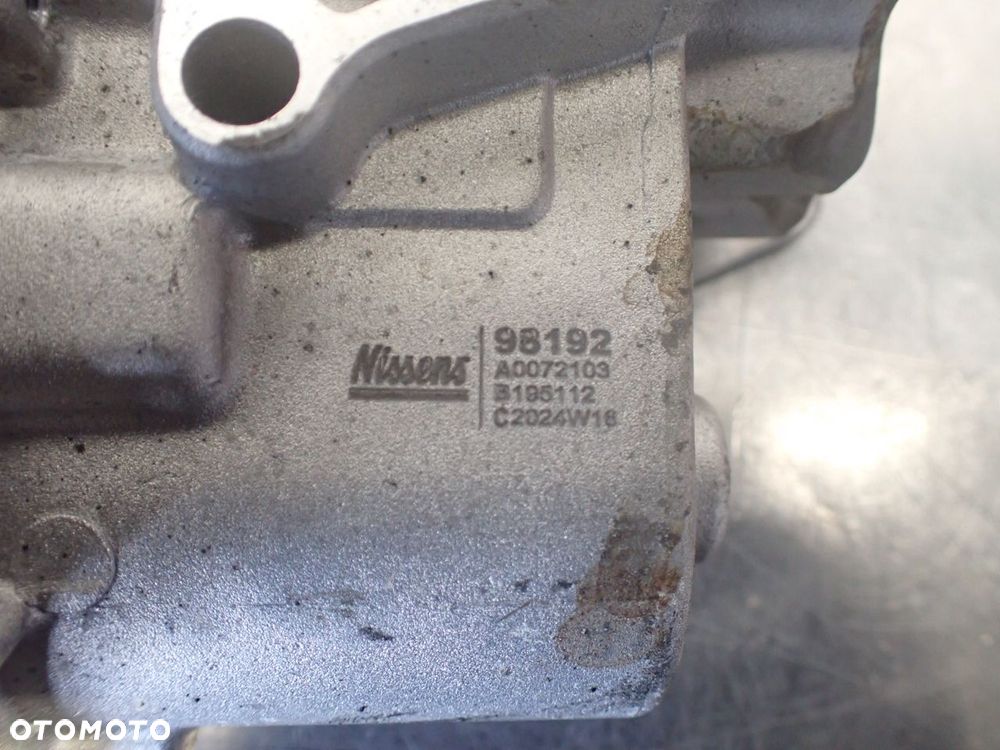 ZAWÓR EGR AUDI A4 B8 2.0 - 3