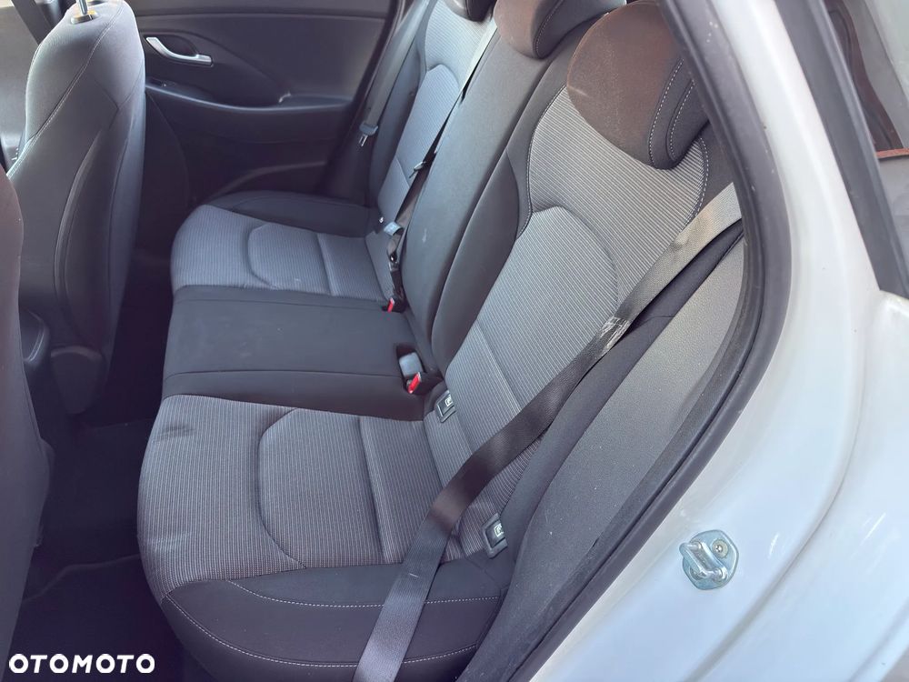 Hyundai i30 1.4 Classic - 26