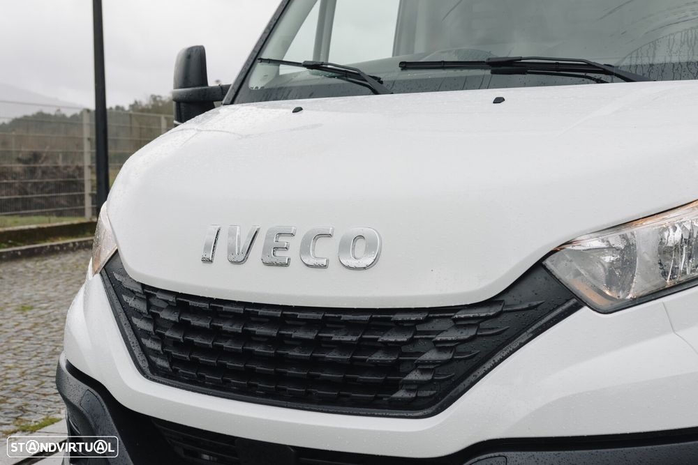 Iveco Daily 3.0 35-160 C/Plataforma - 7