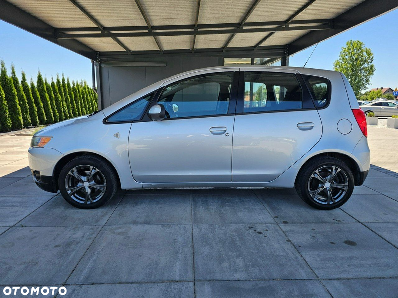 Mitsubishi Colt - 9