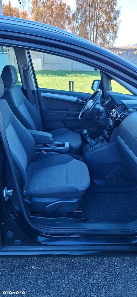 Opel Zafira 1.8 Catch me now - 27