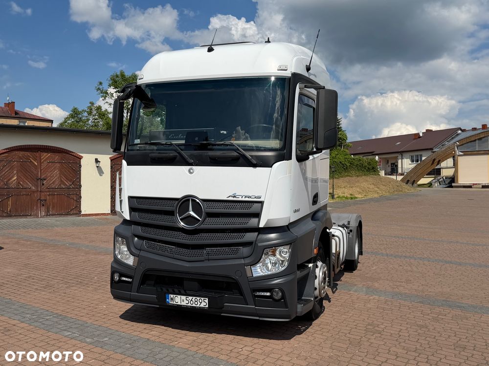 Mercedes-Benz Actros - 11