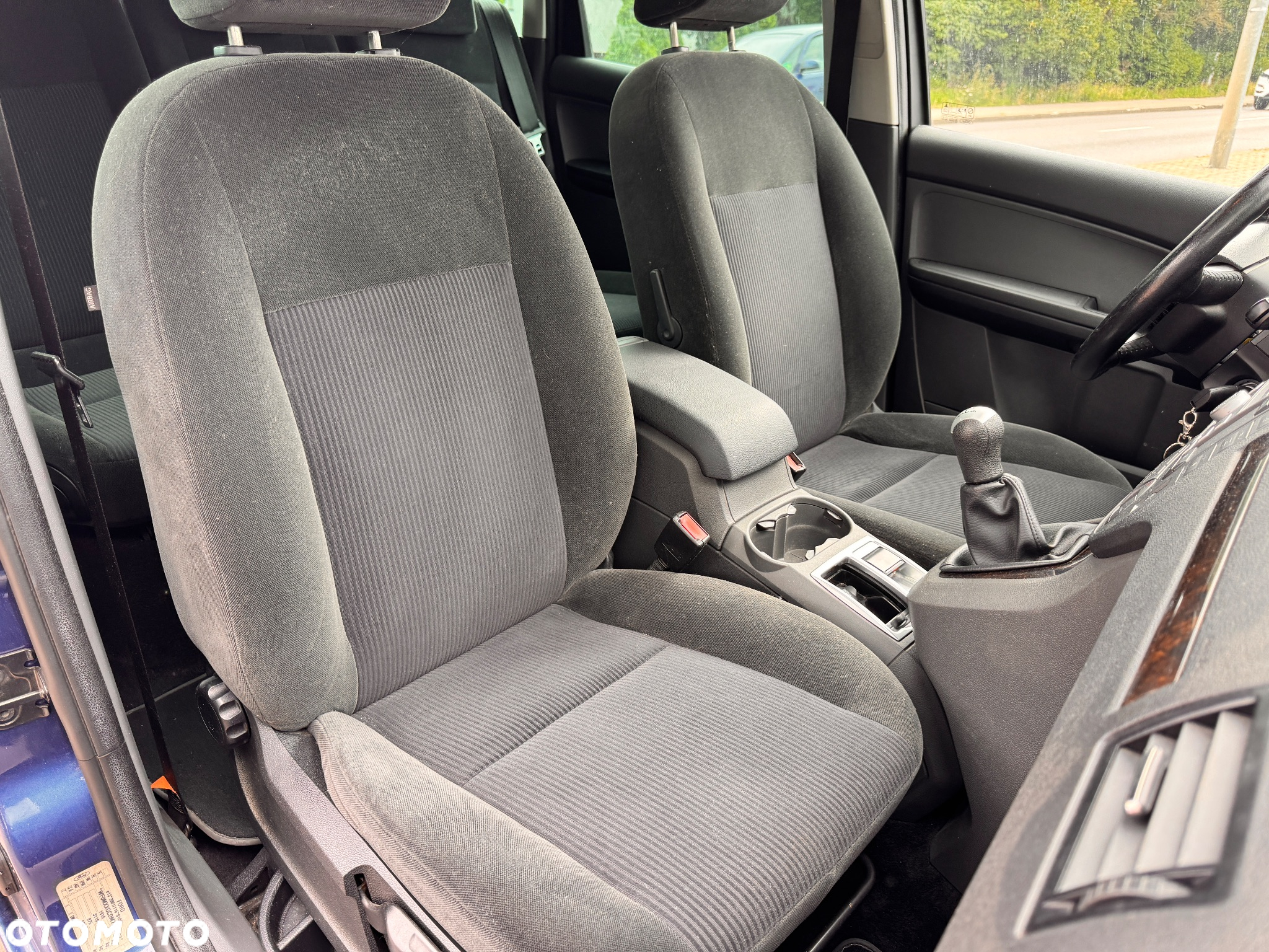Ford Focus C-Max 1.8 Ghia - 16