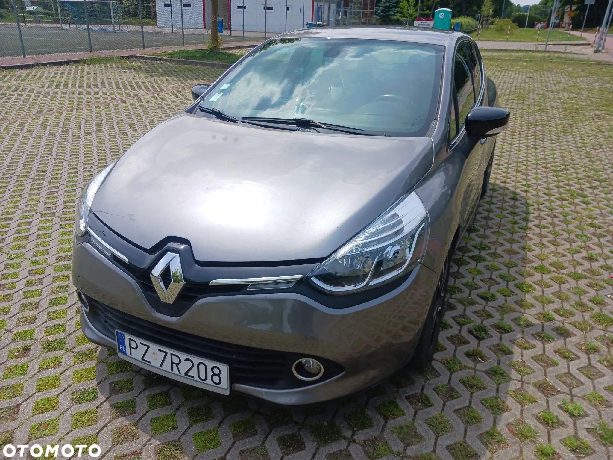 Renault Clio - 1