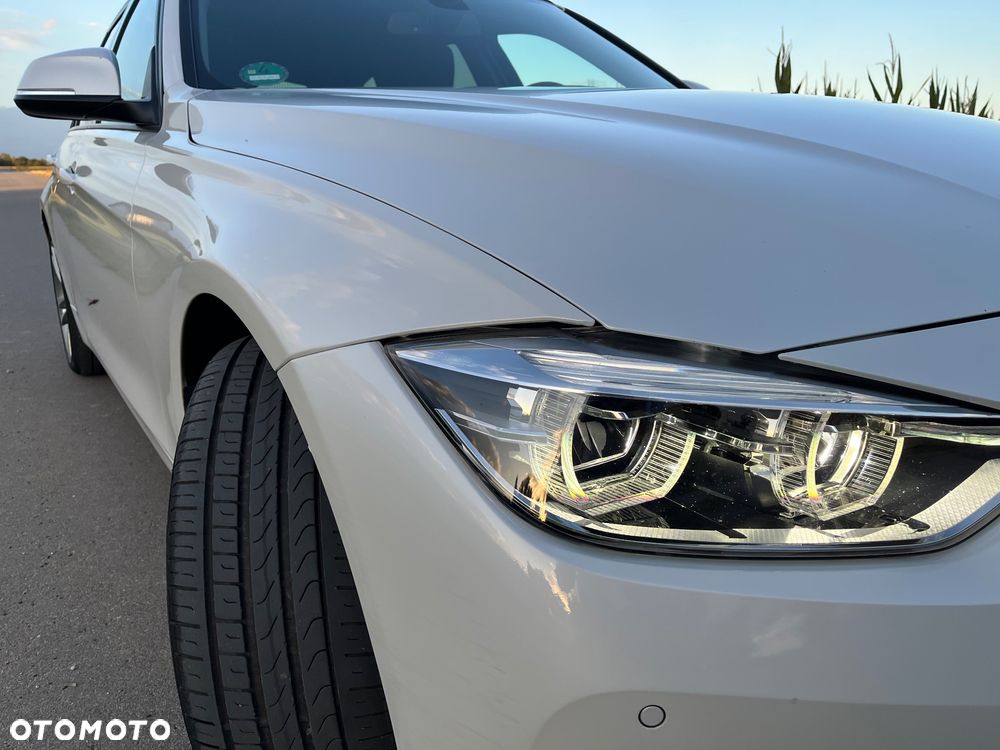 BMW Seria 3 320d Sport Line - 18
