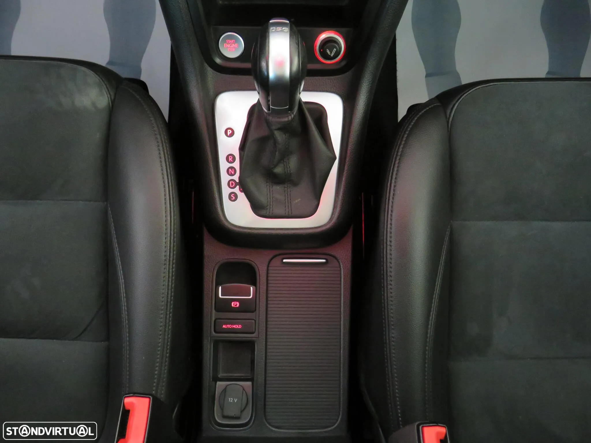 VW Sharan 2.0 TDI Highline DSG - 44