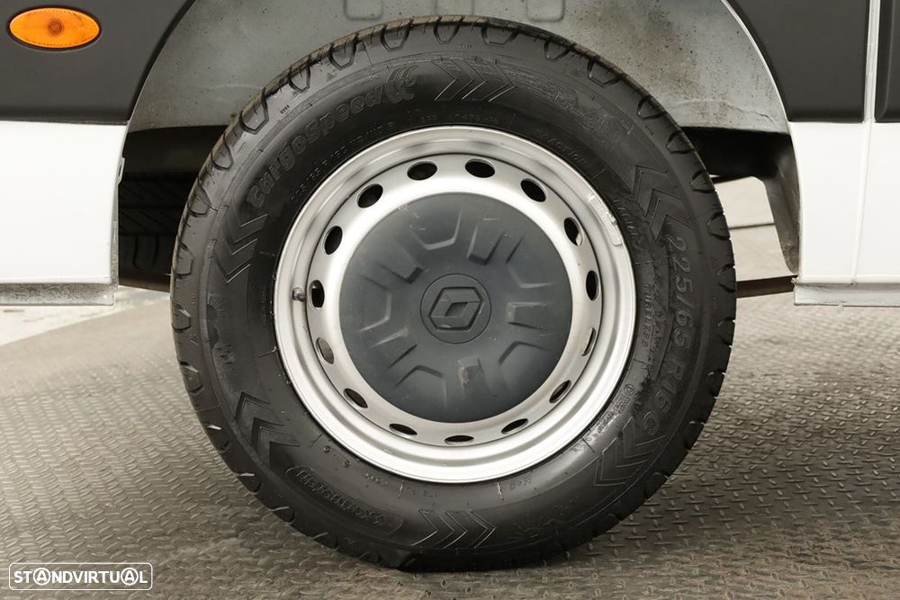 Renault master ver-2-3-dci-l2h2-3-5t - 5