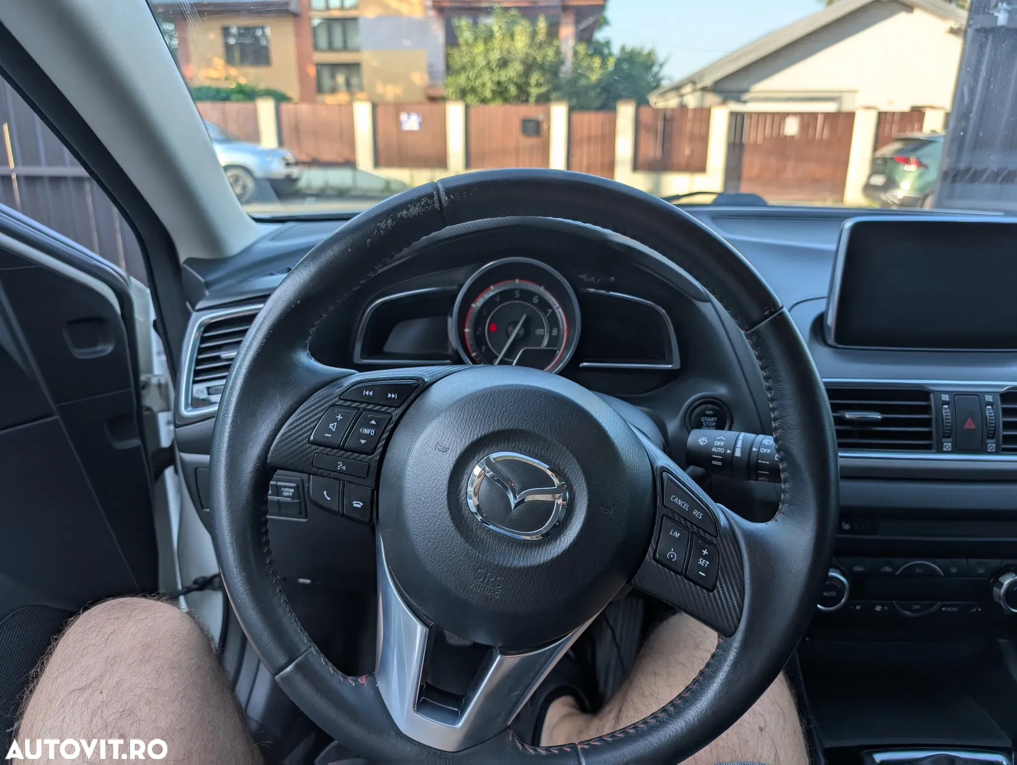 Mazda 3 G120 Revolution Top - 10