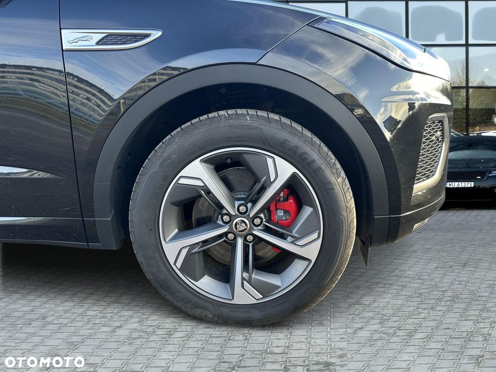 Jaguar E-Pace - 8