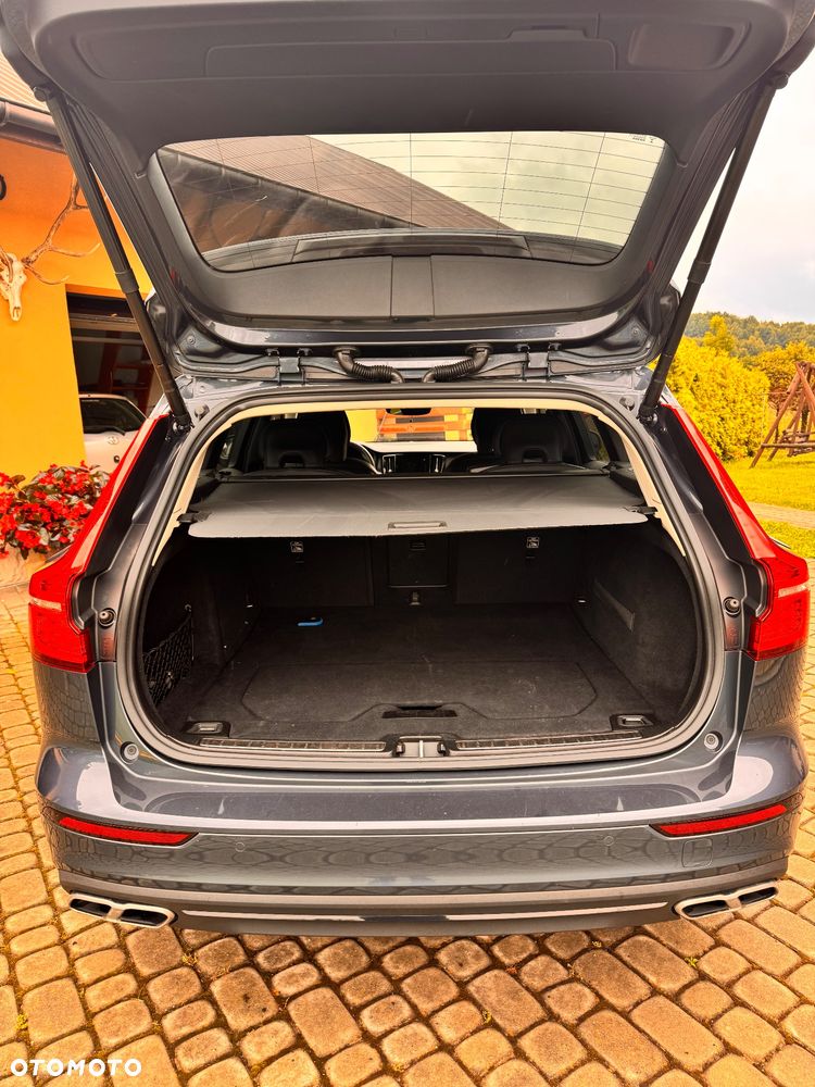 Volvo V60 D3 Momentum Pro - 14