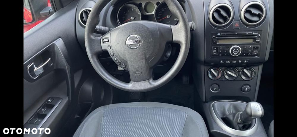 Nissan Qashqai 1.6 visia - 19